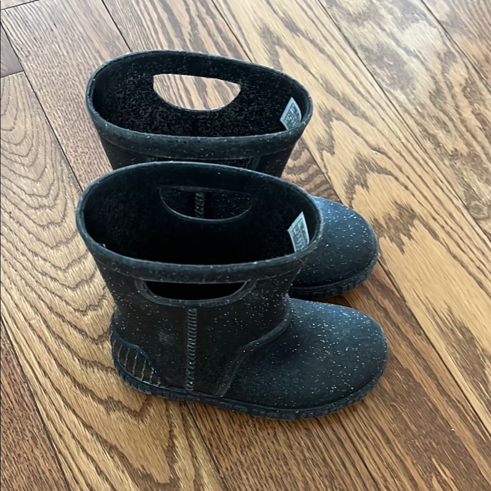 UGG Kids Black Snow Boots